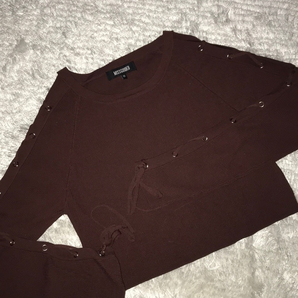 Missguided Lace-Up Sleeved Crop Top💓